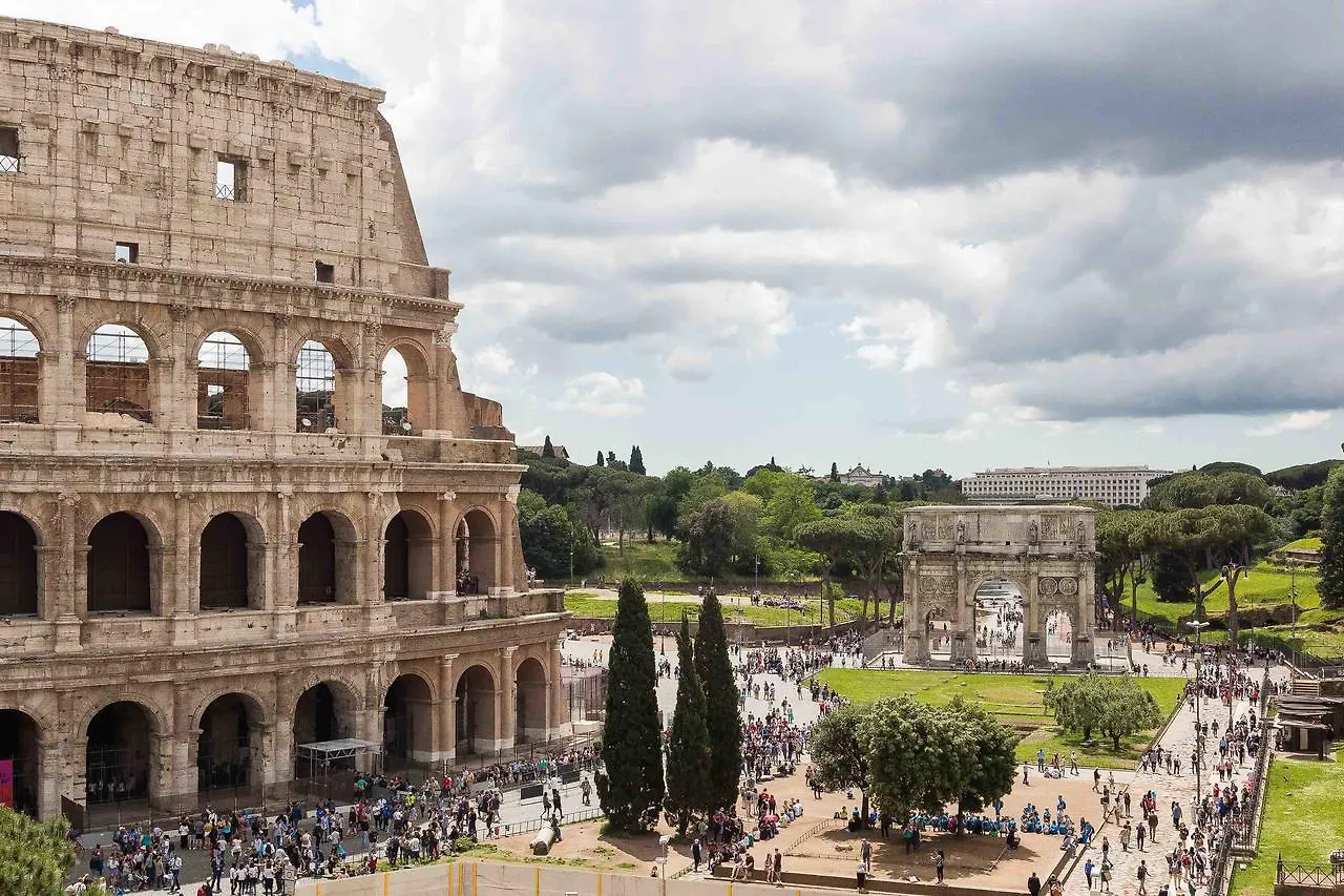 Amazing View Colosseo Rome